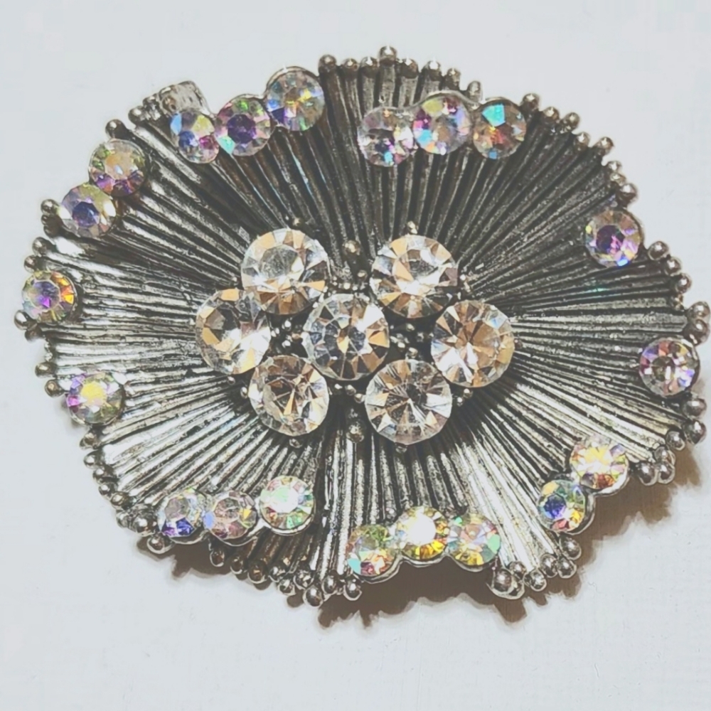 Brooch
